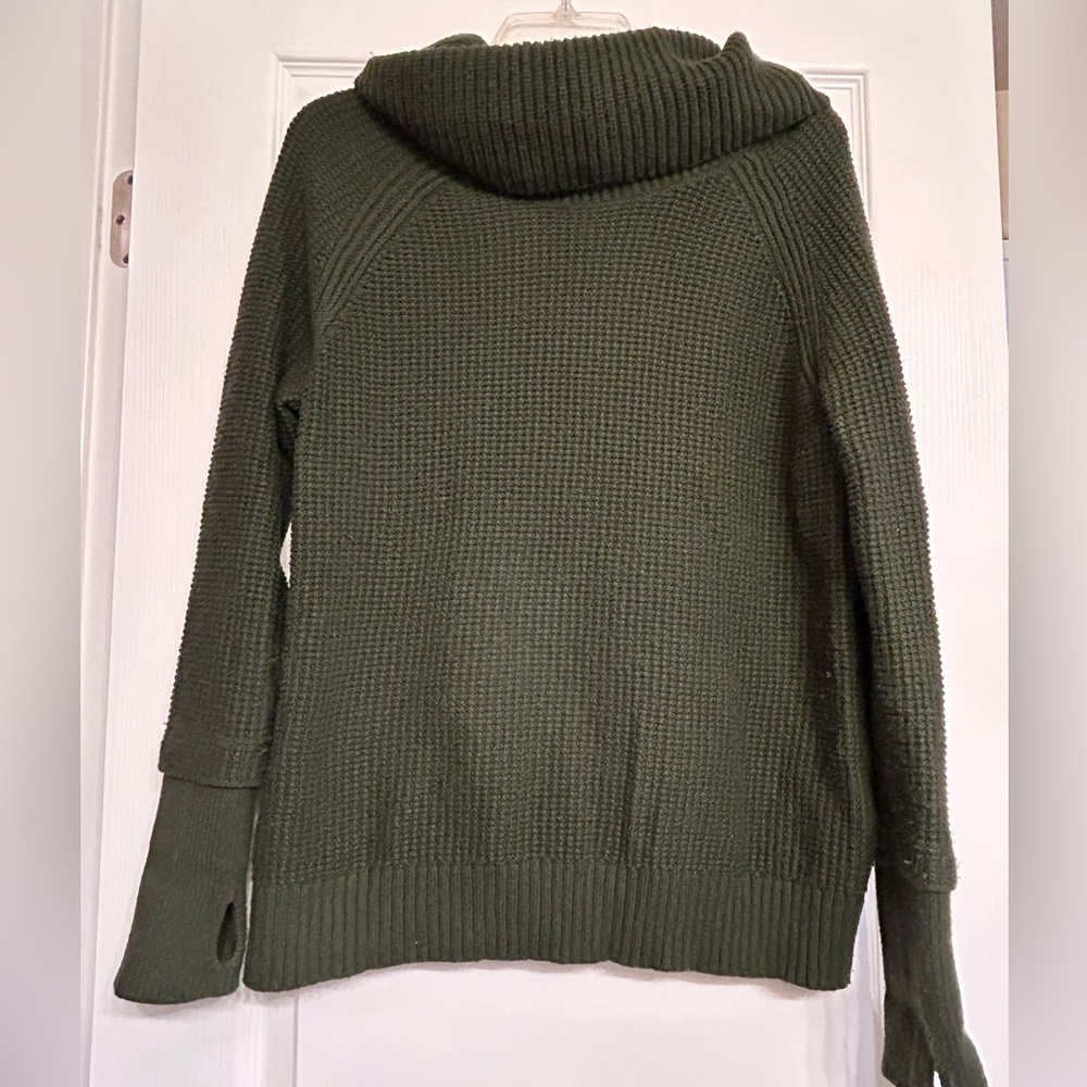 Market & Spruce Dark Green Waffle Knit Turtleneck Sweater Thumb Holes Women Sz L